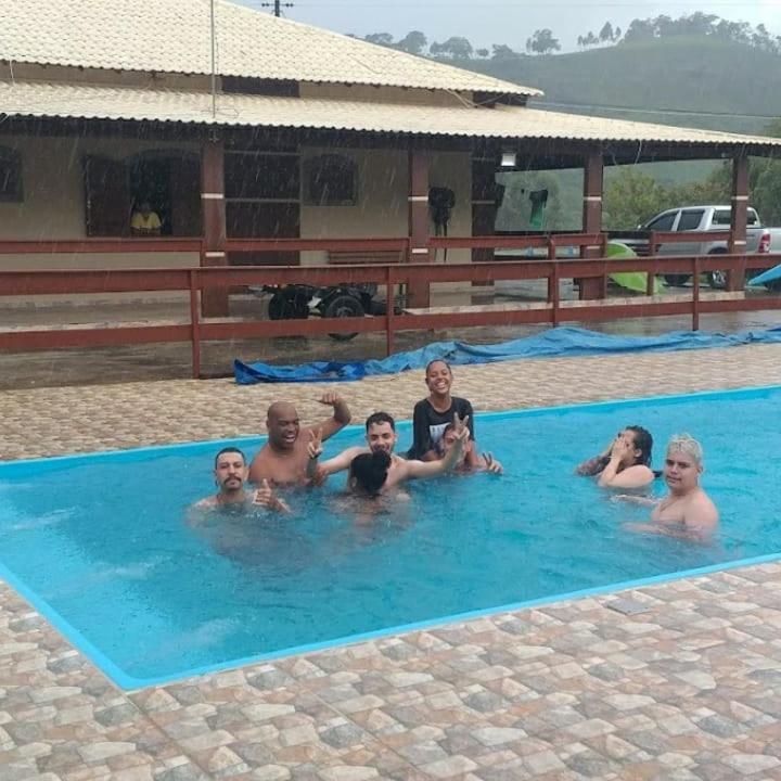 Pousada Recanto Feliz Carvalhos Mg ภายนอก รูปภาพ