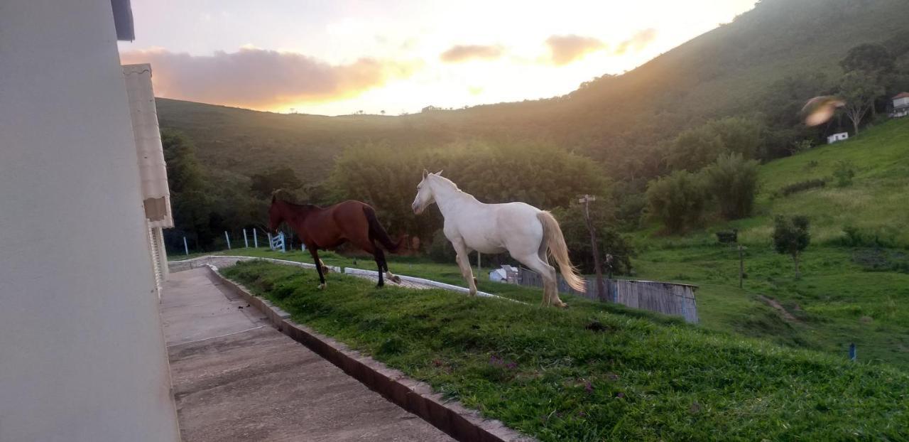 Pousada Recanto Feliz Carvalhos Mg ภายนอก รูปภาพ
